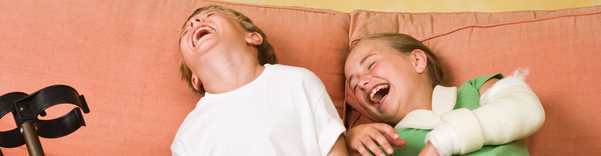 RMN e implantes cocleares – Niños riendo