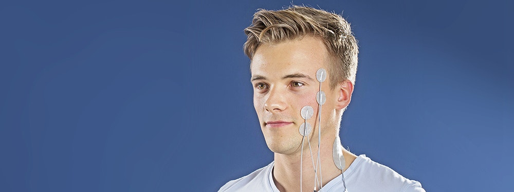 Electrical stimulation for facial nerve palsy